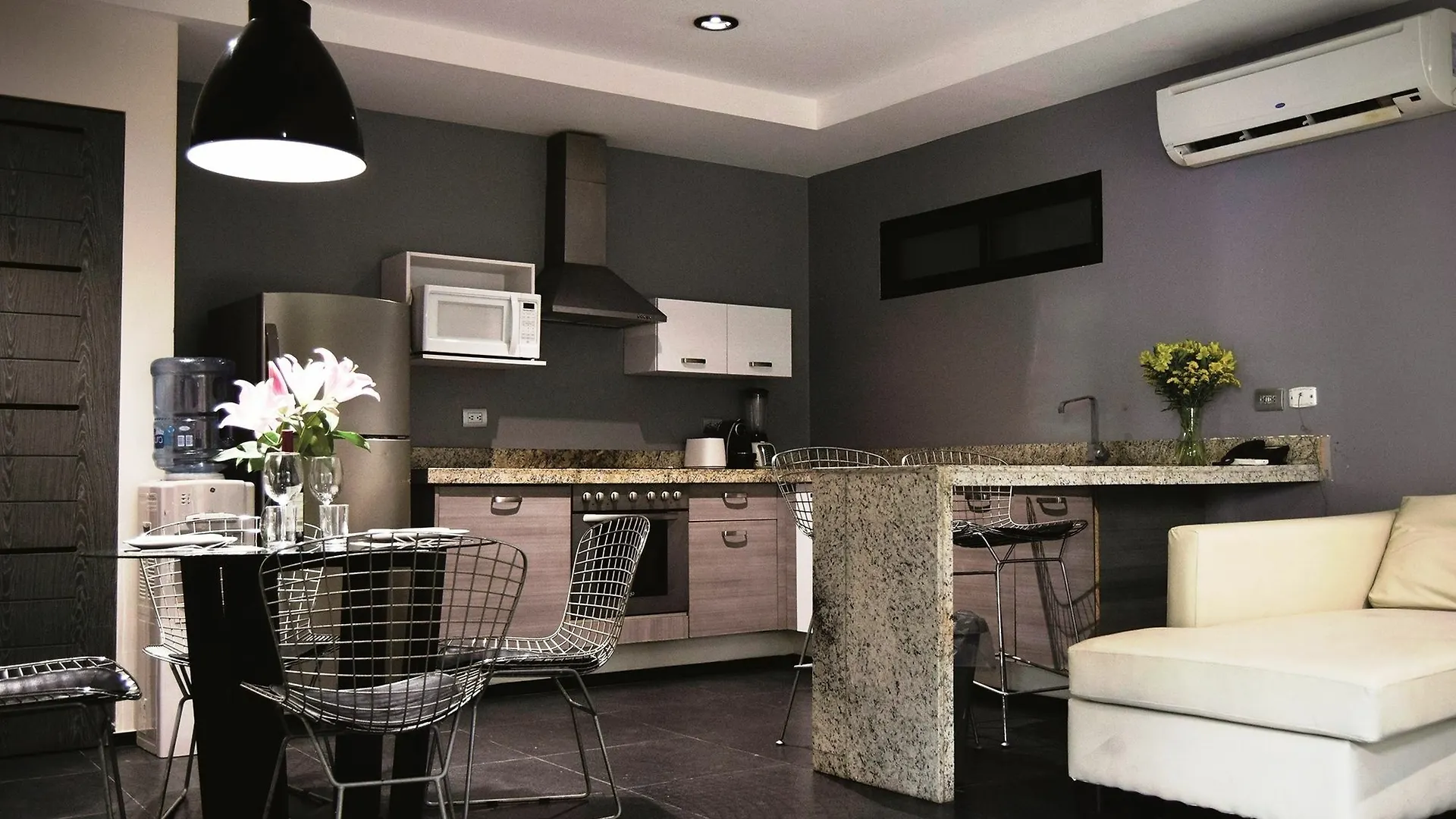 Siesta Fiesta Apartments Плая-дель-Кармен Отель